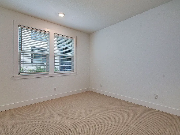 6487 NW Olympic Ln #27 — Photo 26