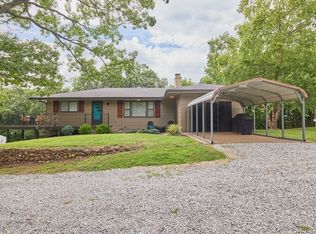 17312 Pommosa Rd, Warsaw, MO 65355