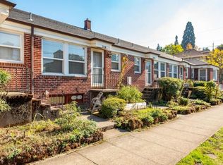 Oak Manor, Portland, OR 97214