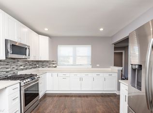 6758 N Artesian Ave #H, Chicago, IL 60645
