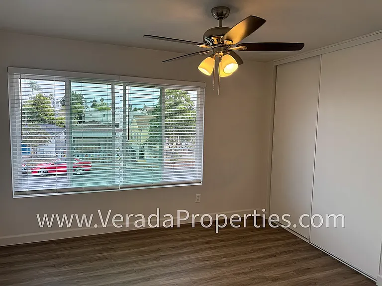4336 Estrella Ave #5 — Photo 11