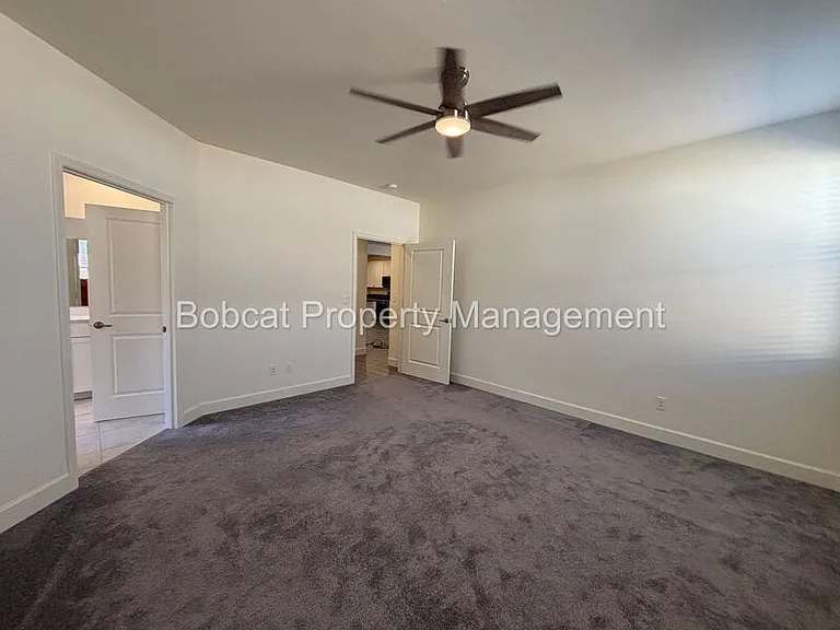 1097 Dapple Dr — Photo 33