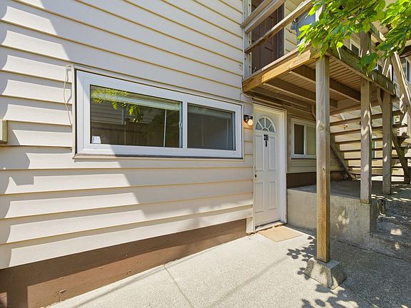 3rd image of 342 Saint Georges Ave #338