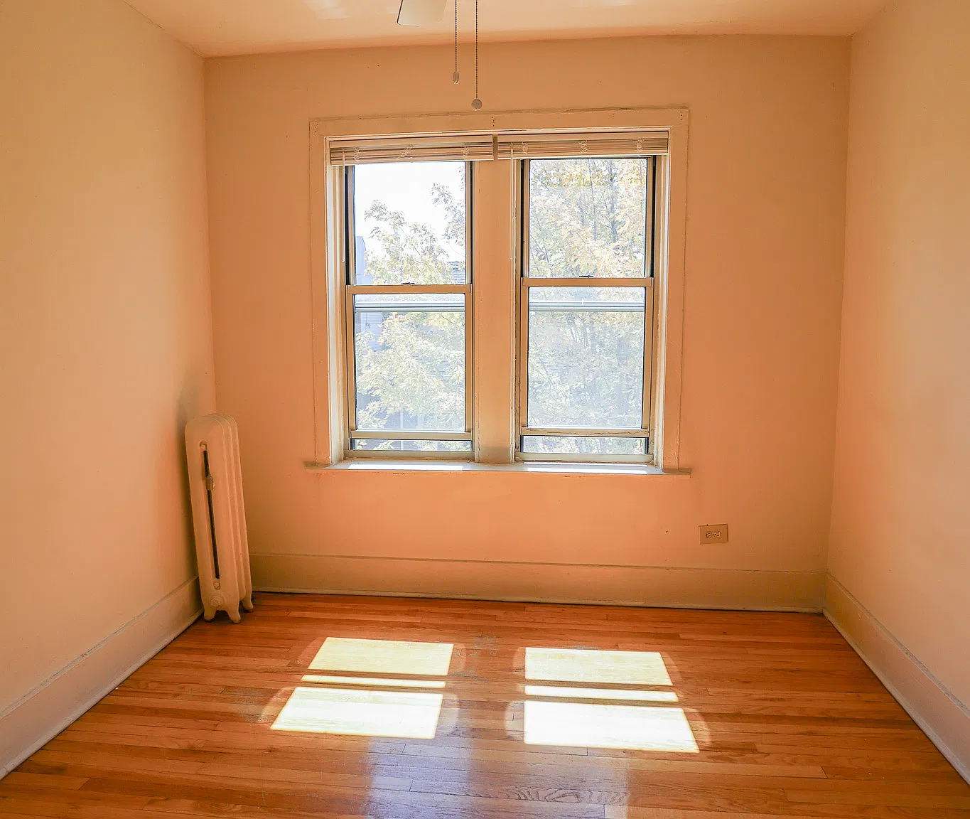 1 bed, 700 sqft, $1,700 — Photo 4