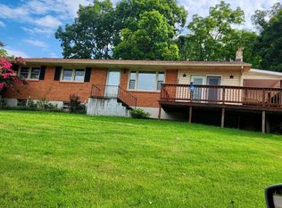 340 Pine Hollow Rd, Christiansburg, VA 24073