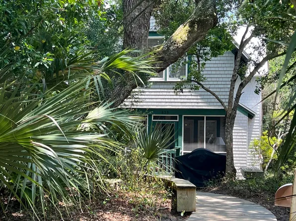 629 Kinnakeet Way, Bald Head Island, NC 28461