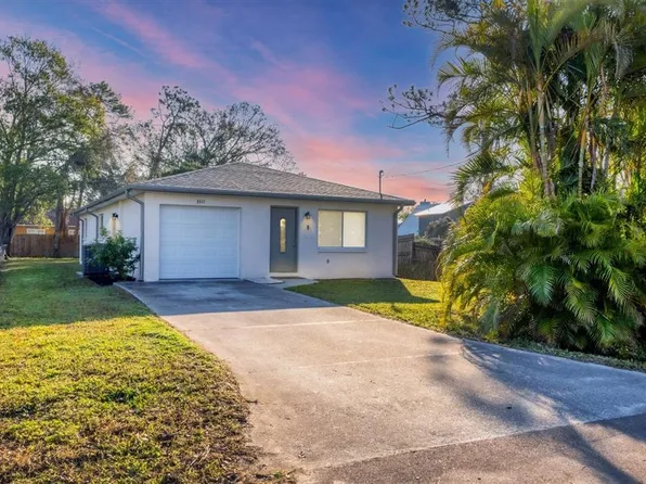 3311 19th St E, Bradenton, FL 34208