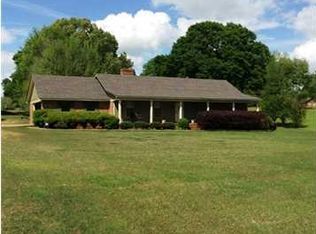 1226 Merryhill Ranch Rd, Senatobia, MS 38668