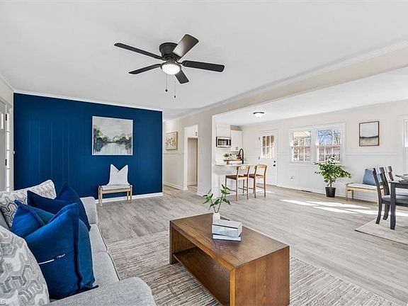 5th image of 2758 Woodbury Dr