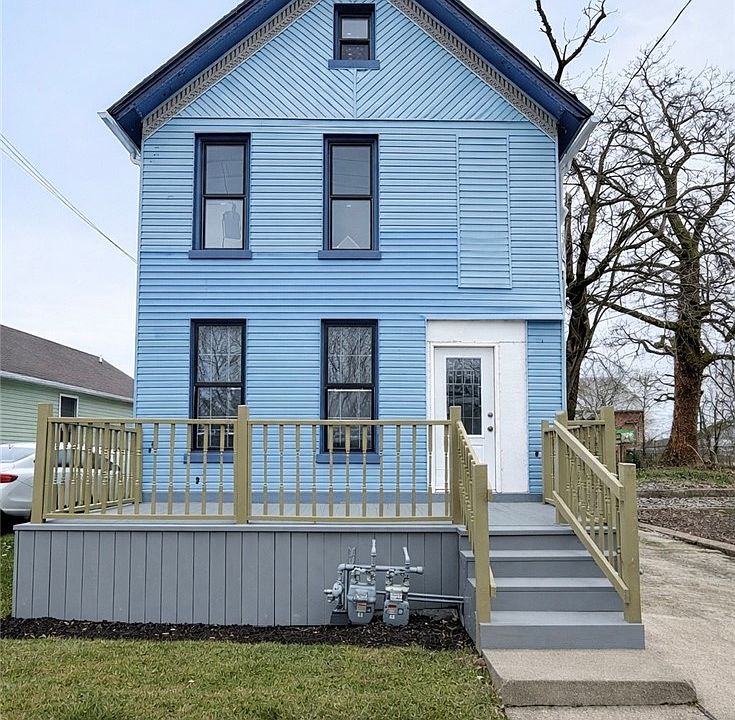 1st image of 372 Watson St