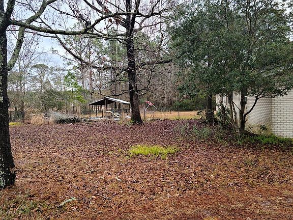 4th image of 33 Riverdale Dr