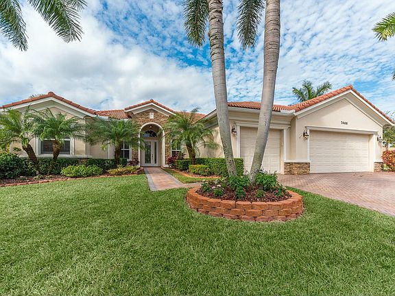 2nd image of 7466 SE Belle Maison Drive
