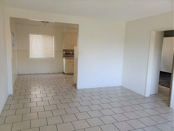 5th image of 4102 W 118th St APT E