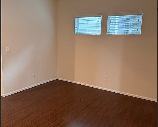 5th image of 12513 58th Ave SE