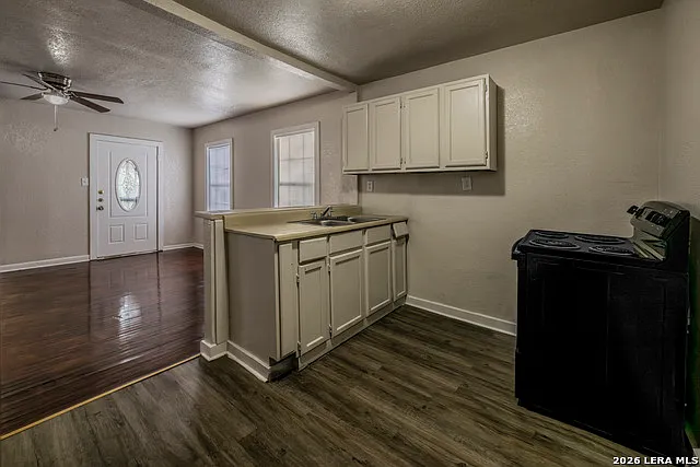 207 Bradford Ave #1 — Photo 6