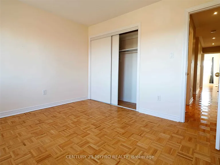 2491 Bur Oak Ave — Photo 19