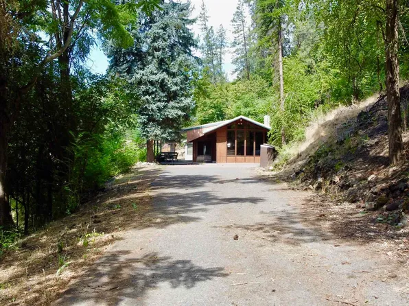 704 Floyd Ave, Orofino, ID 83544