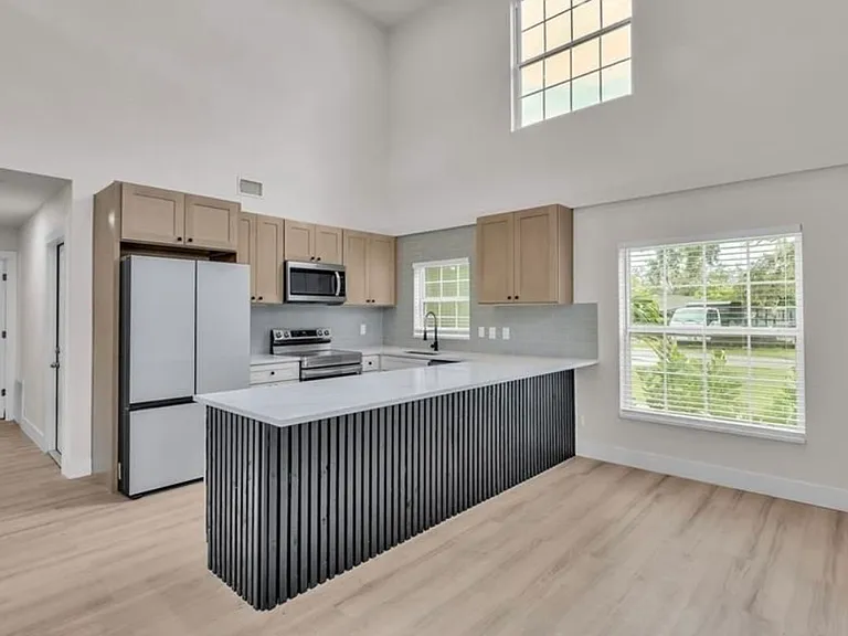 6246 Arthur Ave — Photo 8