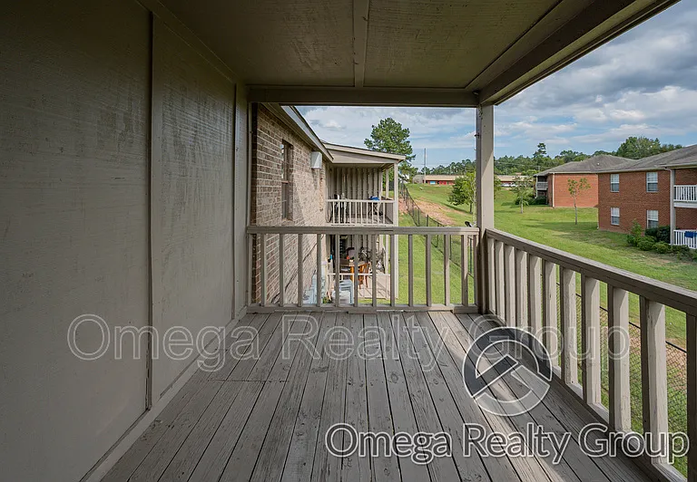 Lakeridge Apartments — Photo 40