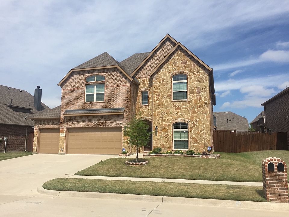 1st image of 10208 Blue Skies Dr