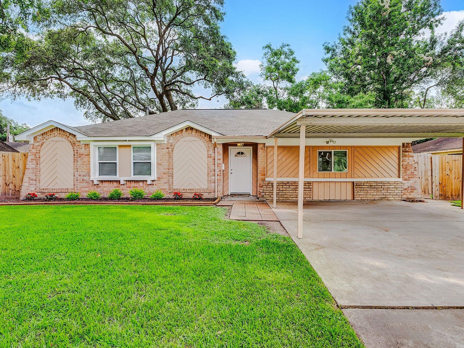 1627 Brumbelow St, Rosenberg, TX 77471 MLS 10429541 Zillow