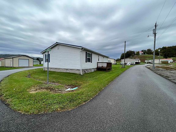 4th image of 32 Cannonball Ln