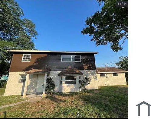 1st image of 2224 Crosby St