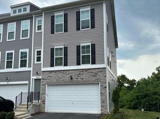 24057 Gumspring Kiln Ter, Sterling, VA 20166