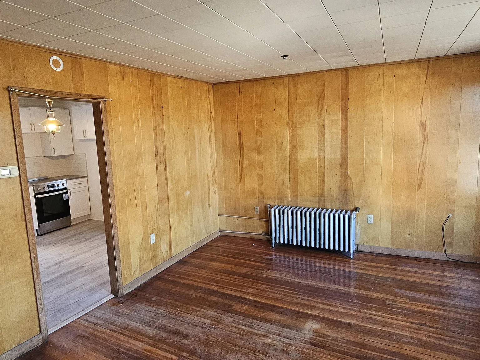 3 Hudson Ave — Photo 4