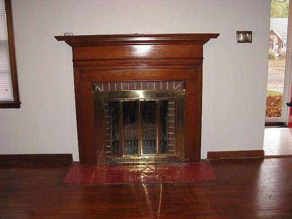 3rd image of 919 S 21st St