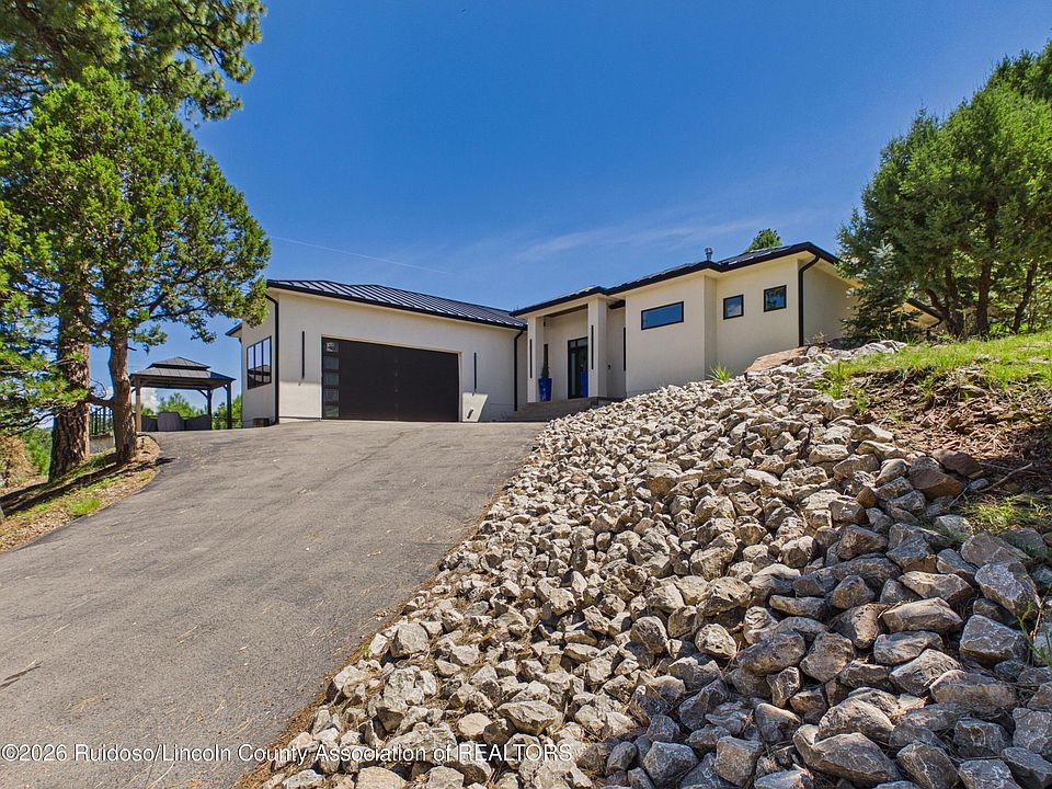 1st image of 206 Timberline Ct