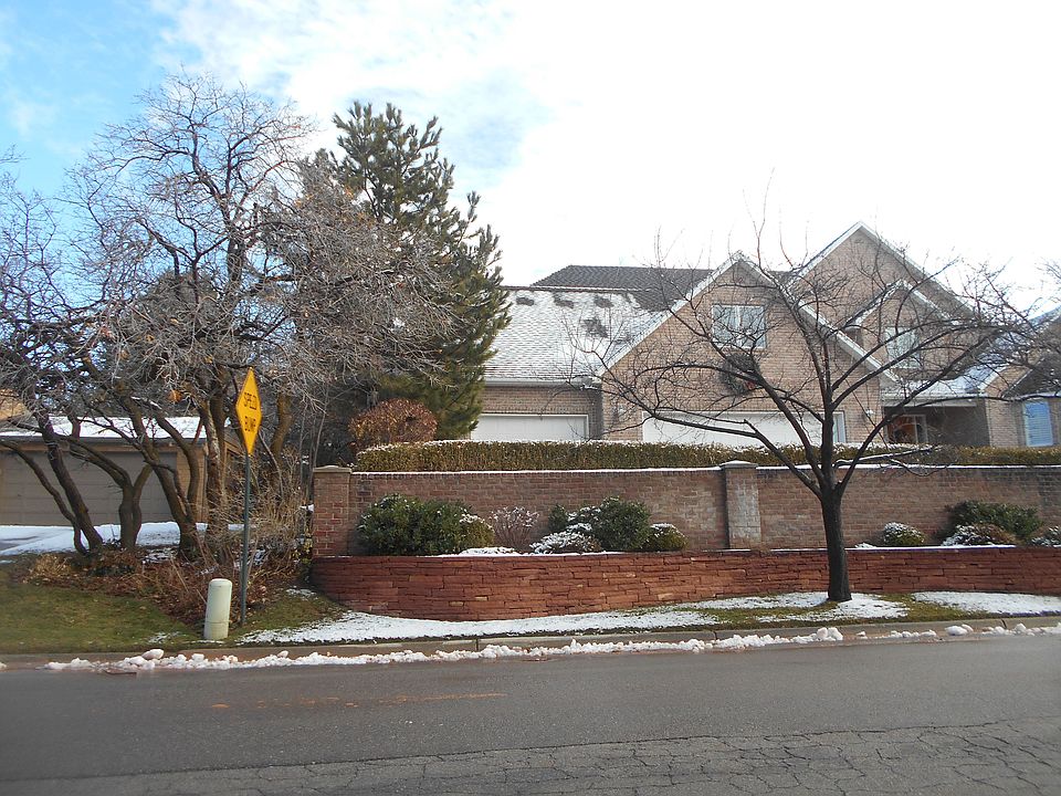 2nd image of 1163 S Bonneville Dr