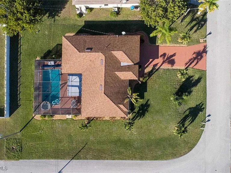 3832 SW 20th Ave — Photo 25