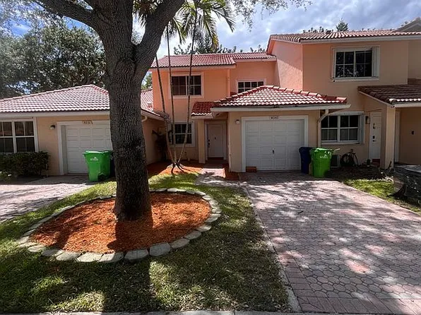 4041 NW 84th Ter, Sunrise, FL 33351