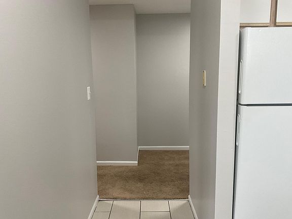 5th image of 6219 S University Ave #301
