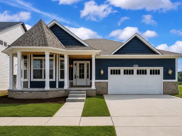 54446 Brenda Dr, Macomb, MI 48042
