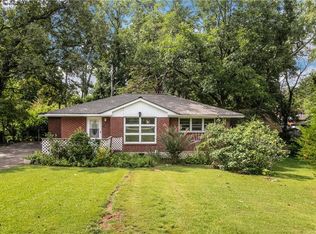 1129 Lloyd Dr, Forest Park, GA 30297