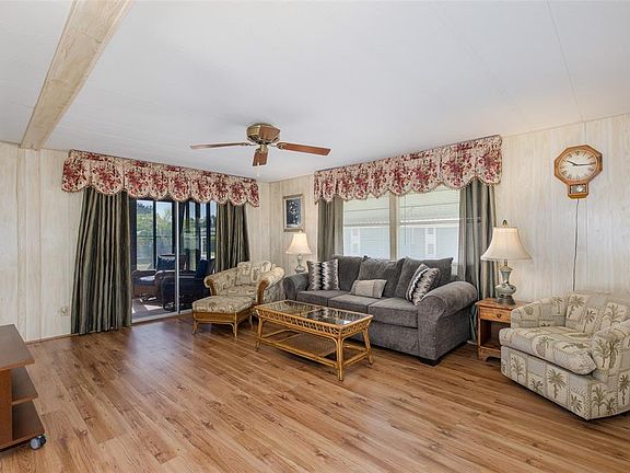 5th image of 72 COTTAGEWOOD DRIVE #29