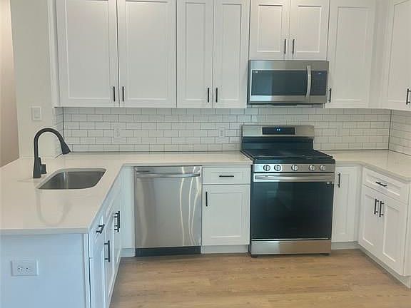 5th image of 16555 Oasis Glade Dr