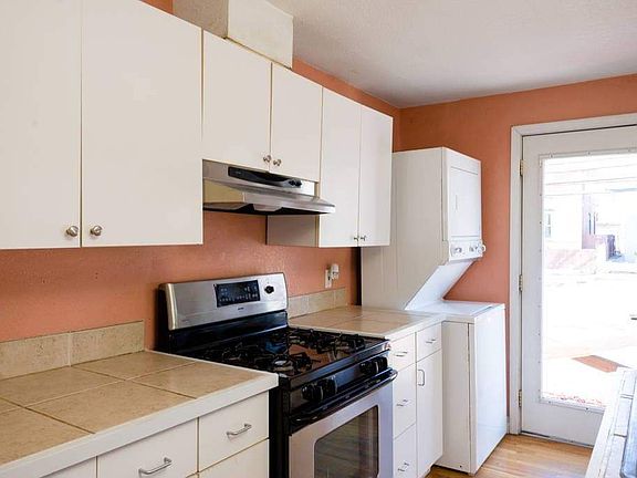 4th image of 2945 N Humboldt St APT 1