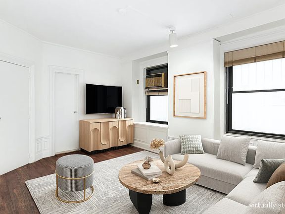 2nd image of 252 W 85th St APT 1A