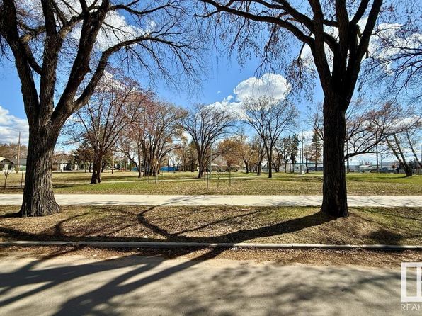 (undisclosed Address), Edmonton, AB T5B 2J4