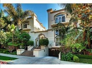 11974 Mayfield Ave UNIT 3, Los Angeles, CA 90049