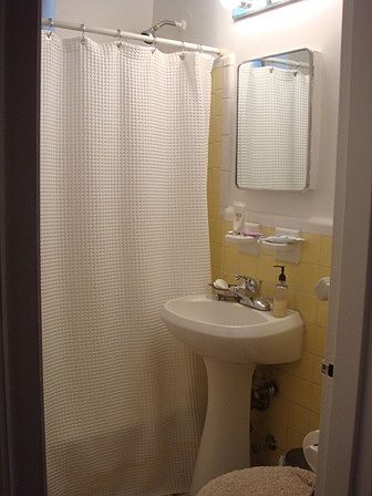 1st image of 420 E 78th St APT 1A