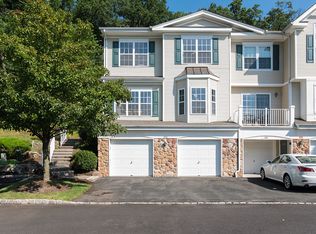 150 Wallace Ct, Green Brook, NJ 08812
