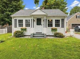 56 Hacker St, Fairhaven, MA 02719