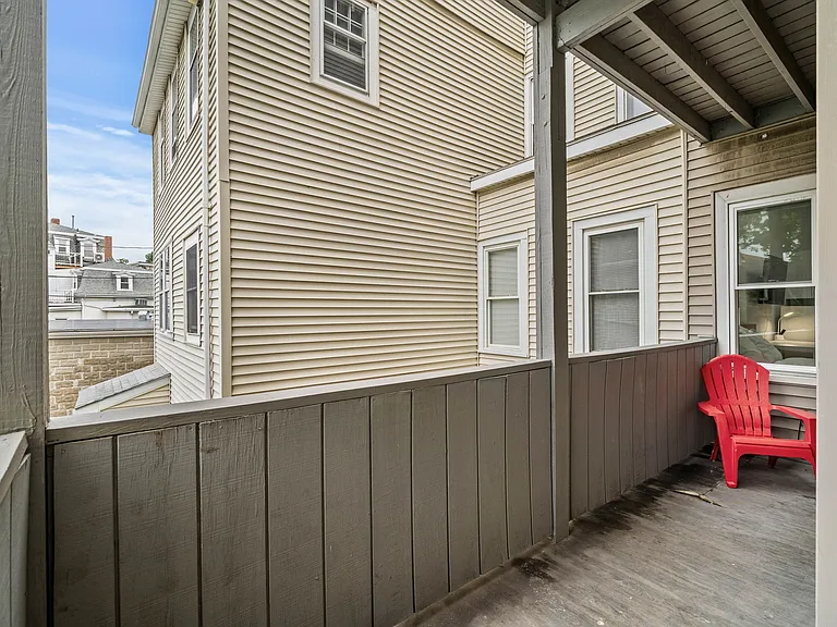 18 Benedict St #10 — Photo 27