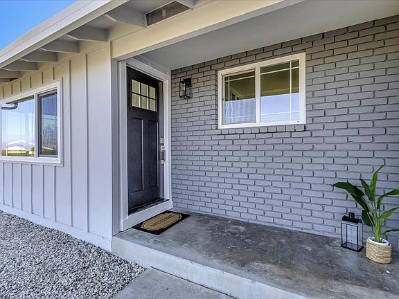 4th image of 4642 Paloma Ave