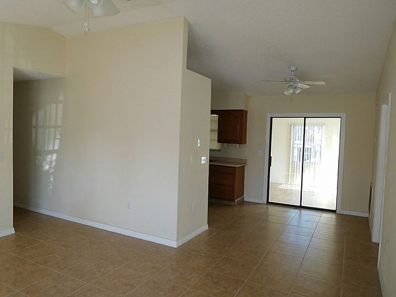 2nd image of 5923 Ackard Ave