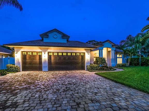 4th image of 2609 Canary Isles Dr